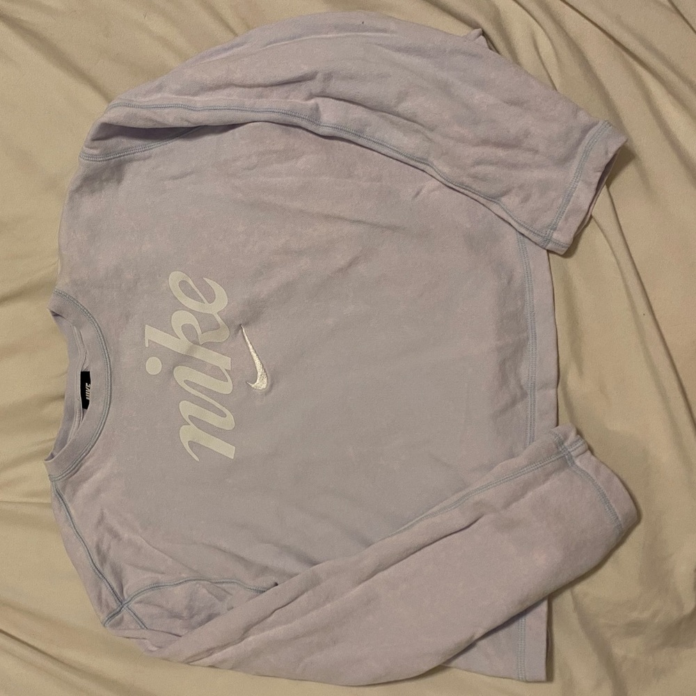 Nike cropped powder blue sweatshirt top🤍
